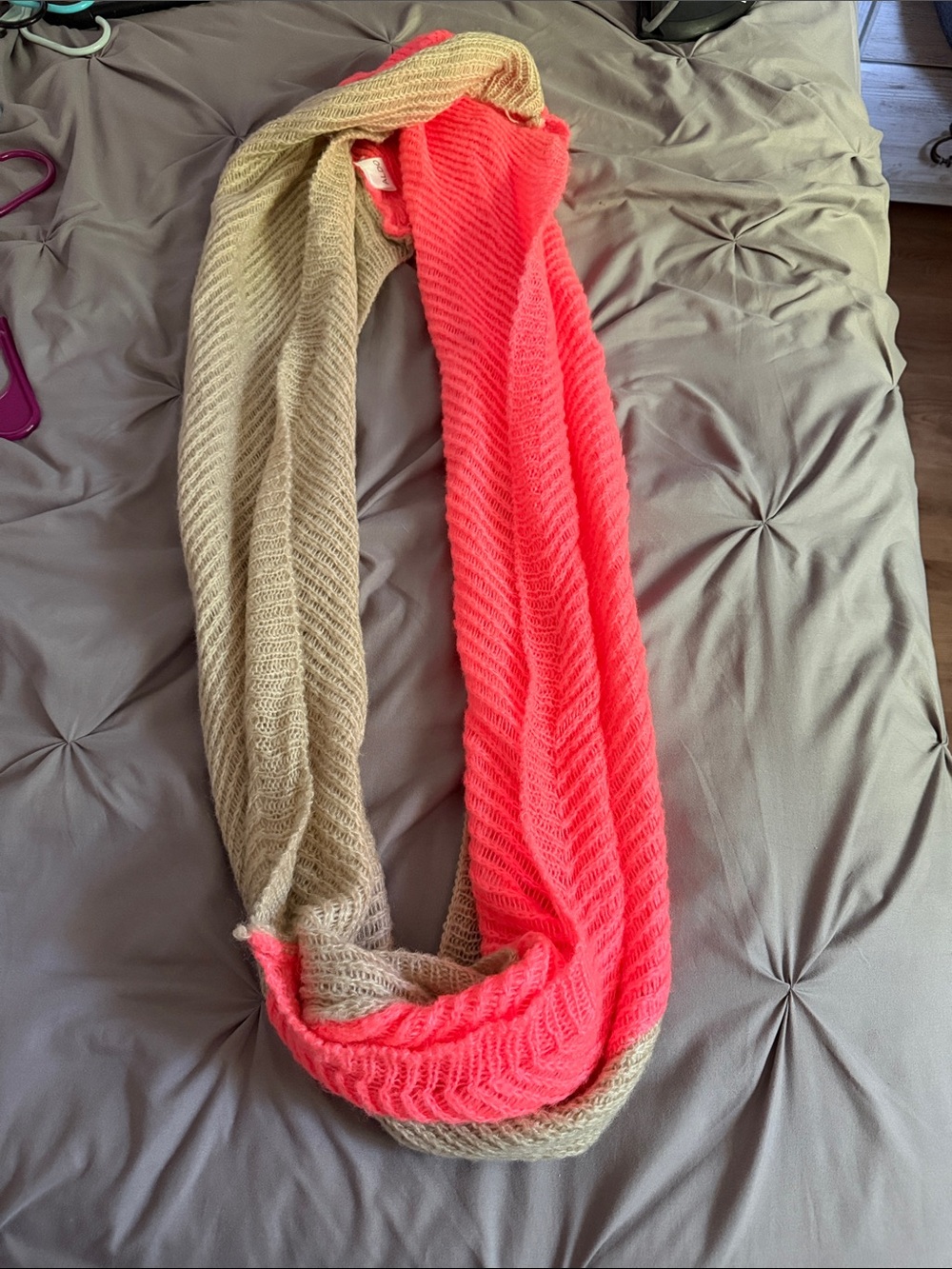 Aldo Scarf